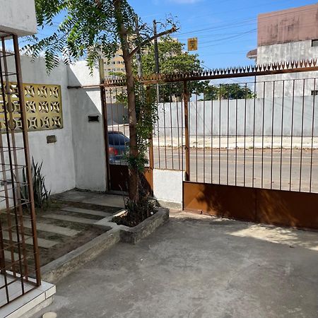 הוילה רסיפה Casa Compacta No Prive Coqueiral Com Garagem מראה חיצוני תמונה